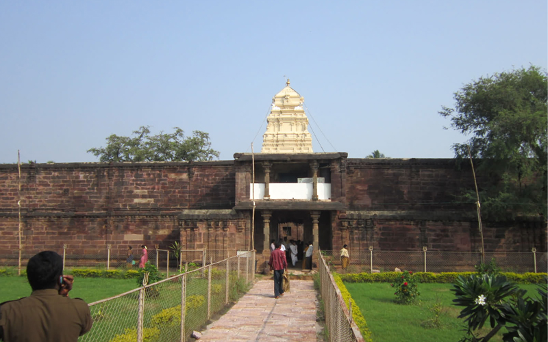 Kumararama Sri Bhimeswara Swamy temple at samalkota